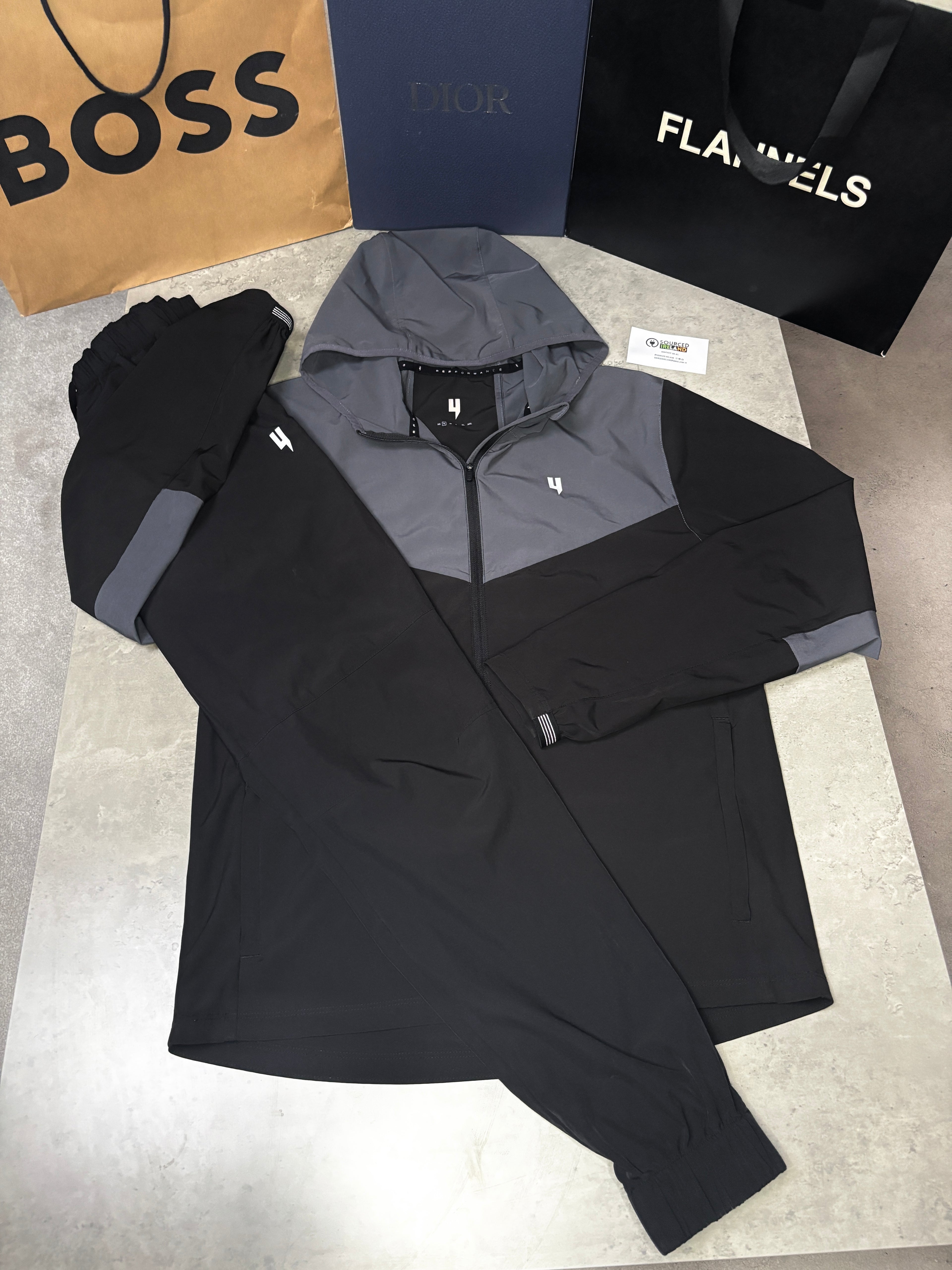 YELIR PERFORMANCE TRACKSUIT - BLACK/GREY - IN HAND