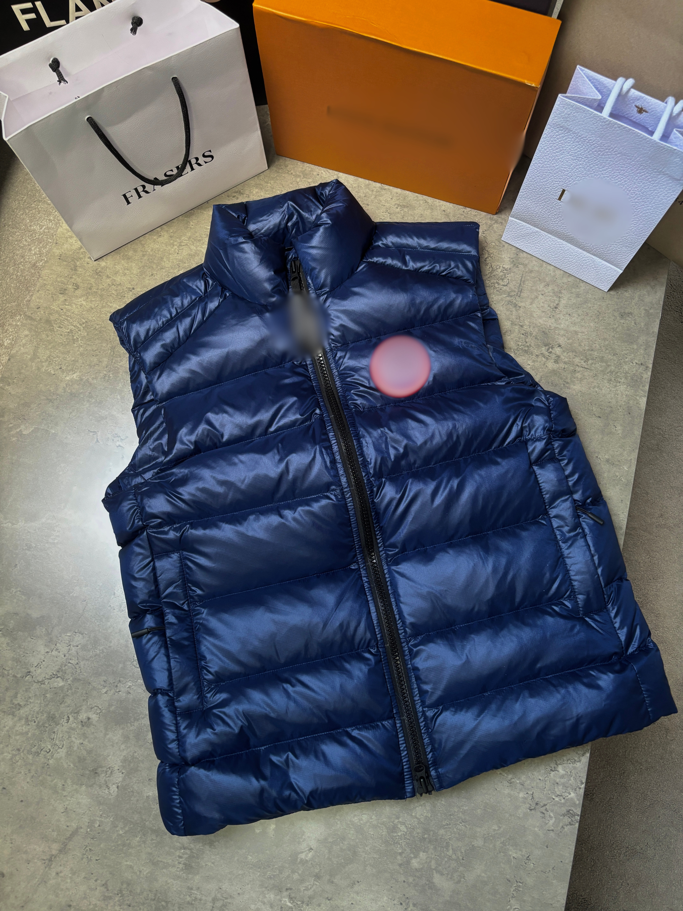 CROFTN GILET - IN HAND