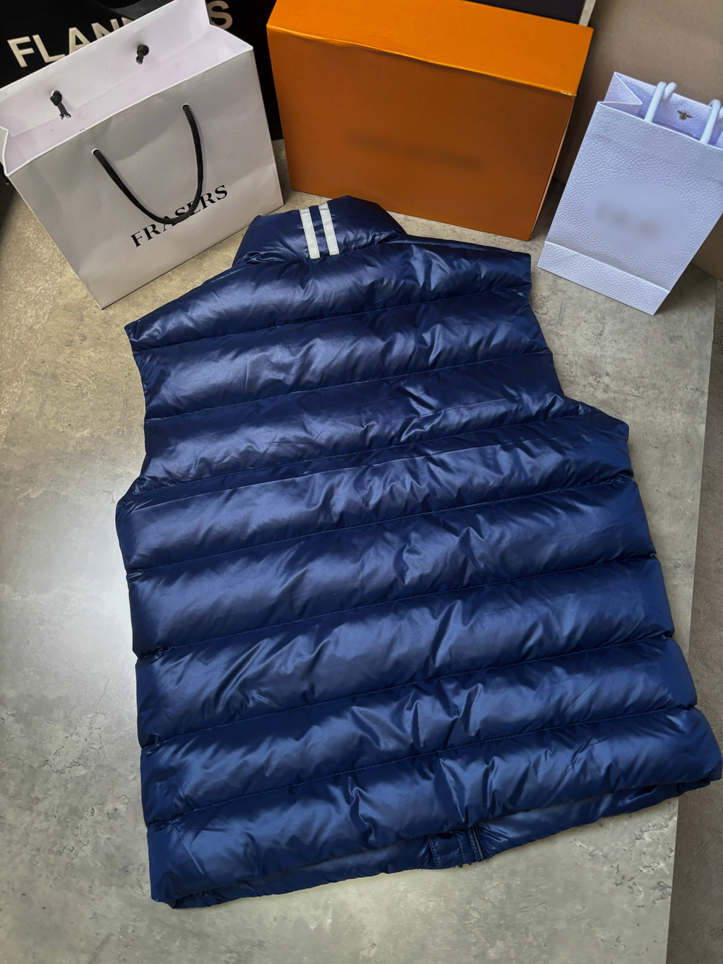 CROFTN GILET - IN HAND